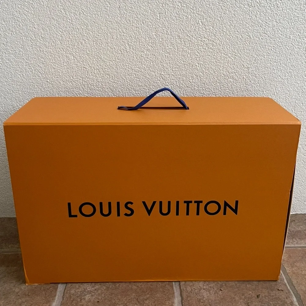 XL Louis Vuitton box - Picture 1 of 8